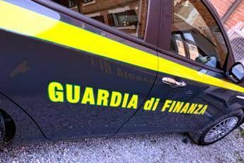 Bari Sequestrati Yacht E Ville Per 2 5 Milioni Di Euro