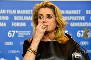 'Difendiamo la libertà di essere importunate', l'appello anti-MeToo 'Difendiamo la libertà di essere importunate', l'appello anti-MeToo