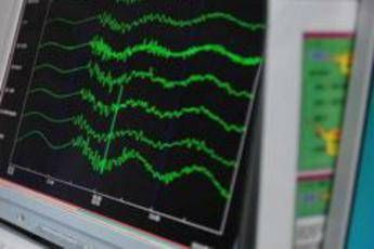 Terremoto, tremano Eolie e Salerno Terremoto, tremano Eolie e Salerno
