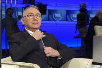 M5S, Carelli: Governo non rischia M5S, Carelli: Governo non rischia