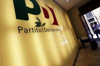 Migranti, pressing Pd su decreto: M5S rispetti l'accordo