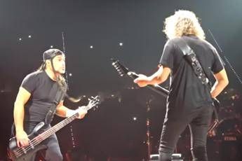 C'è chi dice no, l'omaggio dei Metallica a Vasco Rossi C'è chi dice no, l'omaggio dei Metallica a Vasco Rossi