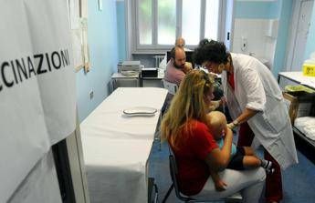 Vaccini, l'Italia dopo la legge sull'obbligo Vaccini, l'Italia dopo la legge sull'obbligo