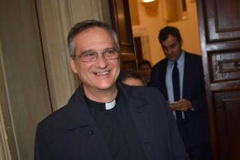 Lettera Ratzinger, si dimette Viganò Lettera Ratzinger, si dimette Viganò