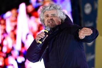 L'Elevato torna in scena, Grillo in campo per il reddito L'Elevato torna in scena, Grillo in campo per il reddito