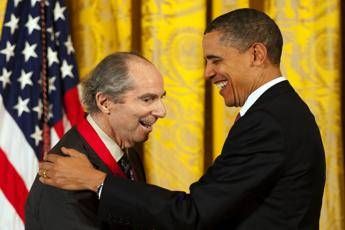 Morto lo scrittore Philip Roth Morto lo scrittore Philip Roth