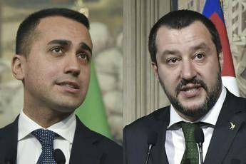Parigi ai vicepremier: Non giochiamo a chi è più stupido Parigi ai vicepremier: Non giochiamo a chi è più stupido