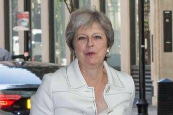 May: Trump mi ha detto di fare causa all'Ue May: Trump mi ha detto di fare causa all'Ue