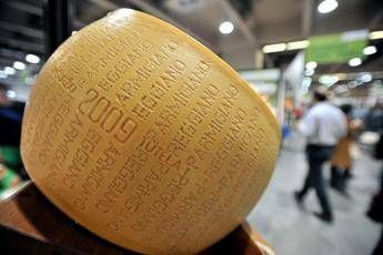 Parmigiano Reggiano e Prosecco campioni Dop e Igp in valore Parmigiano Reggiano e Prosecco campioni Dop e Igp in valore