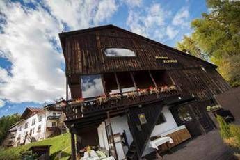 Il Premio Campiello è di scena al Toulà di Cortina Il Premio Campiello è di scena al Toulà di Cortina