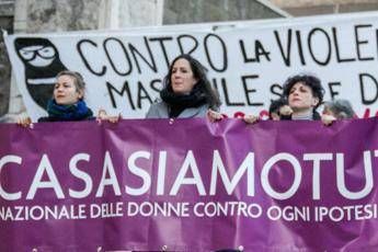 Roma, Pd contro Raggi: Casa delle Donne salva grazie a governo Roma, Pd contro Raggi: Casa delle Donne salva grazie a governo
