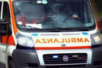 Neonata muore dopo parto in casa, scivolata da mani madre Neonata muore dopo parto in casa, scivolata da mani madre