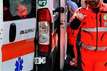 Brescia, precipita da 14 metri: 47enne in coma