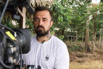 Chef Rubio scende in campo: Salviamo i gorilla Chef Rubio scende in campo: Salviamo i gorilla