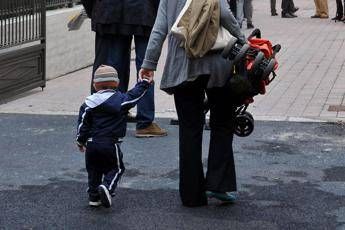 400 euro a famiglia: arriva la 'carta bimbi'