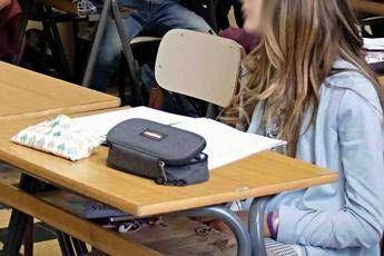Video di aborti nell'ora di religione, la denuncia M5S Video di aborti nell'ora di religione, la denuncia M5S