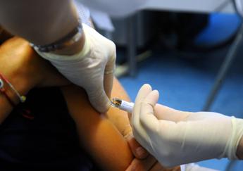 Influenza, da Nord a Sud via ai vaccini ma non in Sardegna