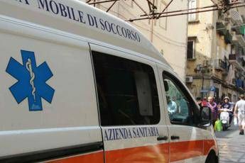 Messina, cade da giostra: grave 19enne