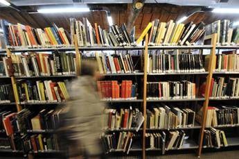 Biblioteche, programma alfabetizzazione NewsGuard arriva in quelle italiane Biblioteche, programma alfabetizzazione NewsGuard arriva in quelle italiane