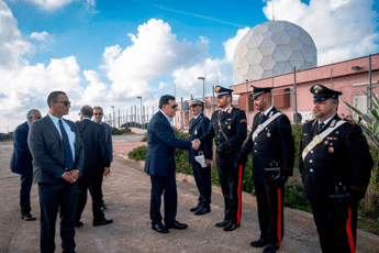 Serraj a Ustica rende omaggio a libici sepolti nel cimitero Serraj a Ustica rende omaggio a libici sepolti nel cimitero