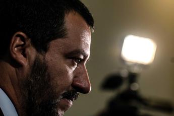 Salvini a Confindustria: Zitta per anni, ci lasci lavorare