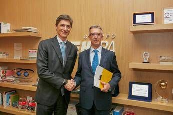 Da oli vegetali biocarburante per mezzi raccolta Da oli vegetali biocarburante per mezzi raccolta
