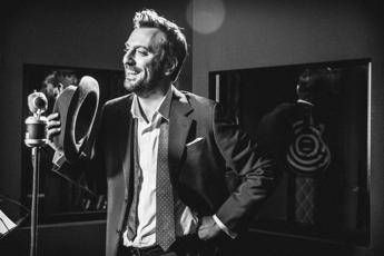Cremonini, il 7 dicembre esce il nuovo album Cremonini, il 7 dicembre esce il nuovo album