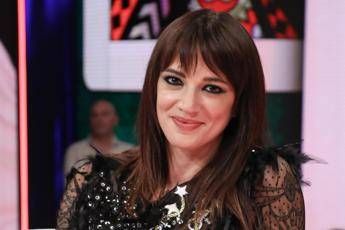 Asia Argento: Scendo dalla giostra Asia Argento: Scendo dalla giostra