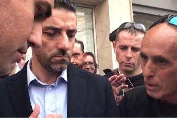 Faccia a faccia tra Di Maio e testimone processo firme false Faccia a faccia tra Di Maio e testimone processo firme false