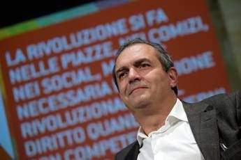 Coronavirus, de Magistris: Bene misure governo per i Comuni Coronavirus, de Magistris: Bene misure governo per i Comuni