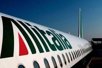 Alitalia, boccata d'ossigeno