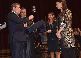 Miccichè: Lucia Annibali simbolo di coraggio e tenacia Miccichè: Lucia Annibali simbolo di coraggio e tenacia