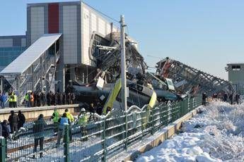 Treno contro locomotiva ad Ankara: 9 morti Treno contro locomotiva ad Ankara: 9 morti