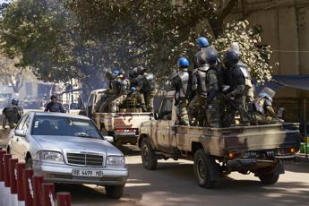 Mali, gruppo armato uccide 40 civili