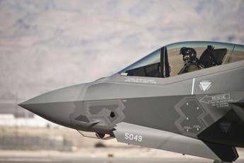 F35, ok Camera a mozione maggioranza F35, ok Camera a mozione maggioranza