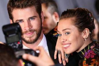 Miley Cyrus sposa Liam Hemsworth Miley Cyrus sposa Liam Hemsworth
