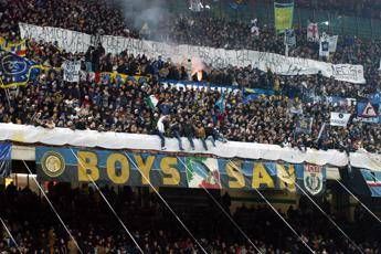 Inter, niente ricorso su chiusura San Siro: Ma fate entrare i bambini Inter, niente ricorso su chiusura San Siro: Ma fate entrare i bambini