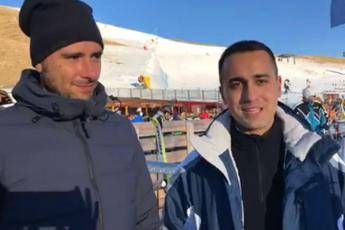 Di Maio con Di Battista: Ora taglio stipendi parlamentari /Video Di Maio con Di Battista: Ora taglio stipendi parlamentari /Video