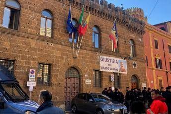 Cerveteri, Casapound contro bandiera pace in Comune Cerveteri, Casapound contro bandiera pace in Comune