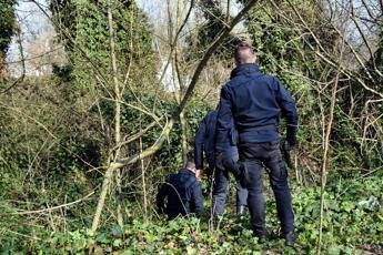 Sequestrato nei boschi: giallo nel bresciano Sequestrato nei boschi: giallo nel bresciano