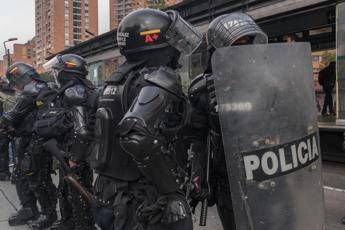 Esplode autobomba, 5 morti a Bogotá Esplode autobomba, 5 morti a Bogotá