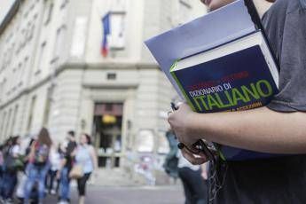 Scuola, per superiori in grandi città inizio lezioni differenziato