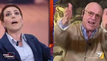 La tua laurea è inutile, economista contro precaria La tua laurea è inutile, economista contro precaria