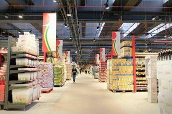 Federdistribuzione: Meno consumi e occupati senza liberalizzazioni nel commercio