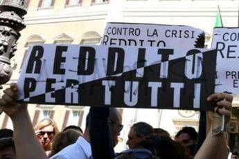 Paletti a reddito e stop al nero, gli emendamenti M5S Paletti a reddito e stop al nero, gli emendamenti M5S
