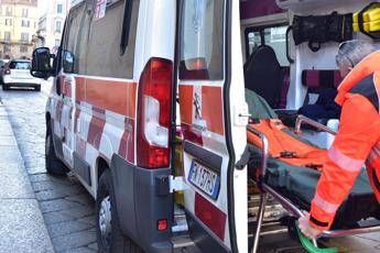 Bimbo morto a Novara, indagati madre e compagno Bimbo morto a Novara, indagati madre e compagno