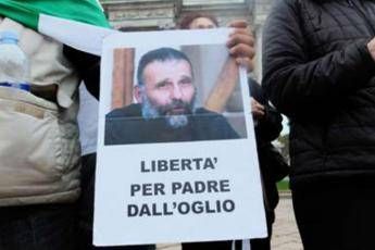 Padre Dall'Oglio vivo Padre Dall'Oglio vivo