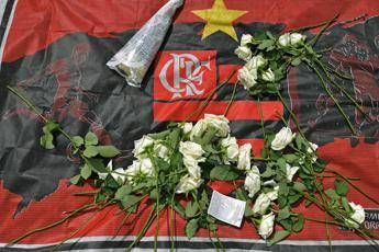 Serie A, lutto al braccio per la tragedia del Flamengo Serie A, lutto al braccio per la tragedia del Flamengo