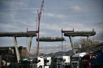 Ponte Morandi, 1000 persone seguite da psicologi in un anno Ponte Morandi, 1000 persone seguite da psicologi in un anno