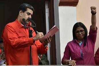 Venezuela, vice Maduro: Da Usa cibo cancerogeno Venezuela, vice Maduro: Da Usa cibo cancerogeno